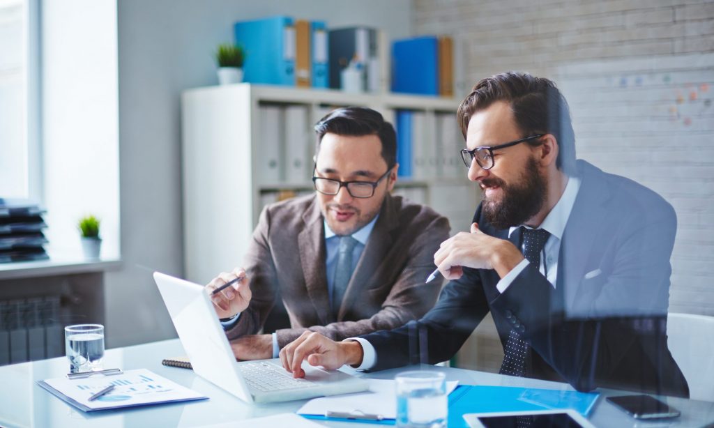 How to become an IT consultant 2000x1200